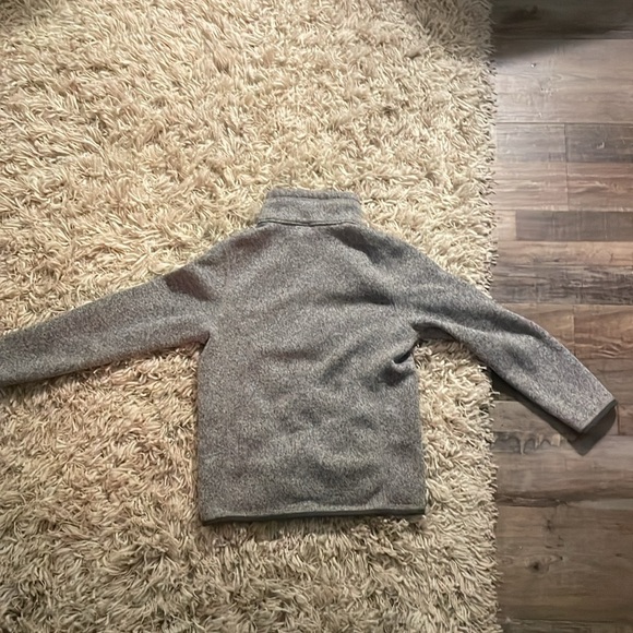 A Patagonia kids better sweater. Grey. Size kids medium (10) - Picture 4 of 4